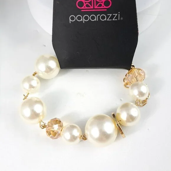 Paparazzi Faux Pearl and Beaded Bracelet - Picture 2 of 2